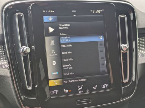 Used 2022 Volvo XC40 T5 R-Design w/ Advanced Package image 20