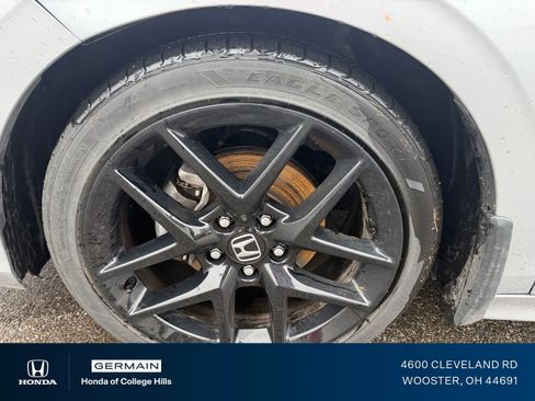 Used 2024 Honda Civic Sport image 11