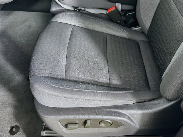 Used 2023 Chevrolet Silverado 1500 Custom AWD/4WD image 20