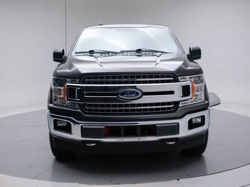 Used 2018 Ford F150 XLT w/ Equipment Group 302A Luxury image 11