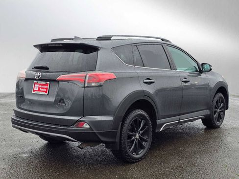 Used 2018 Toyota RAV4 Adventure image 3