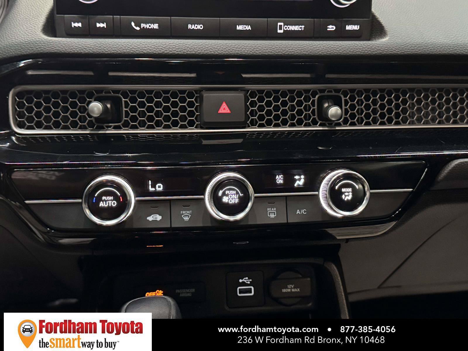Used 2024 Honda Civic Sport image 28