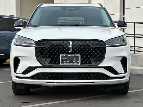 New 2026 Lincoln Aviator Premiere w/ Jet Appearance Package image 8