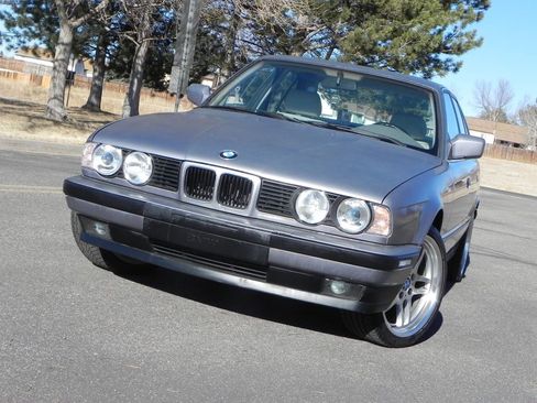 Used 1992 BMW 525i Sedan image 5