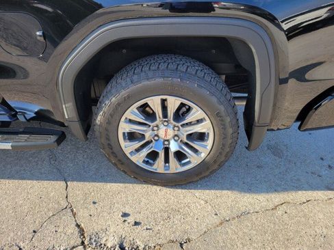 Used 2025 GMC Sierra 1500 Denali w/ Technology Package image 9