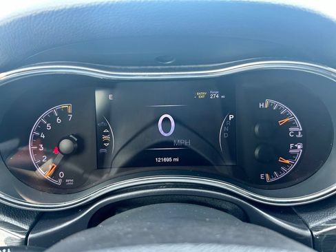 Used 2017 Jeep Grand Cherokee Trailhawk AWD/4WD image 24
