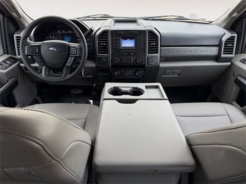 Used 2020 Ford F250 XL w/ Power Equipment Group image 10