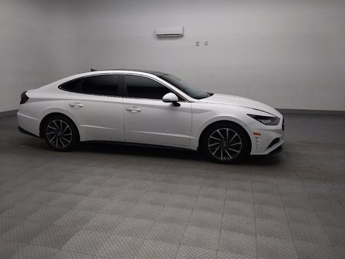 Used 2022 Hyundai Sonata Limited FWD image 11