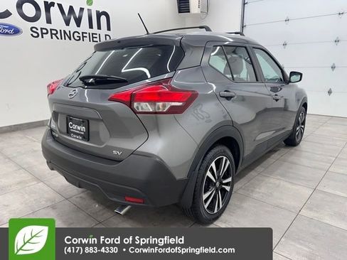 Used 2019 Nissan Kicks SV w/ Interior Electronics Package image 6
