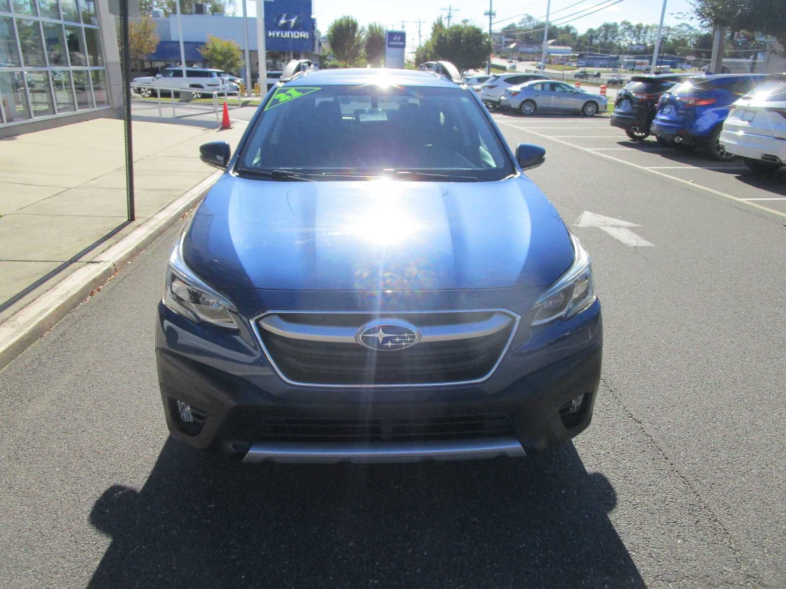 Used 2021 Subaru Outback Limited w/ Popular Package #2 AWD/4WD image 3