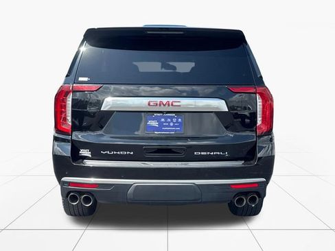 Used 2022 GMC Yukon Denali AWD/4WD image 4