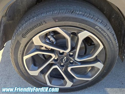 Used 2024 Chevrolet Trax RS FWD image 5
