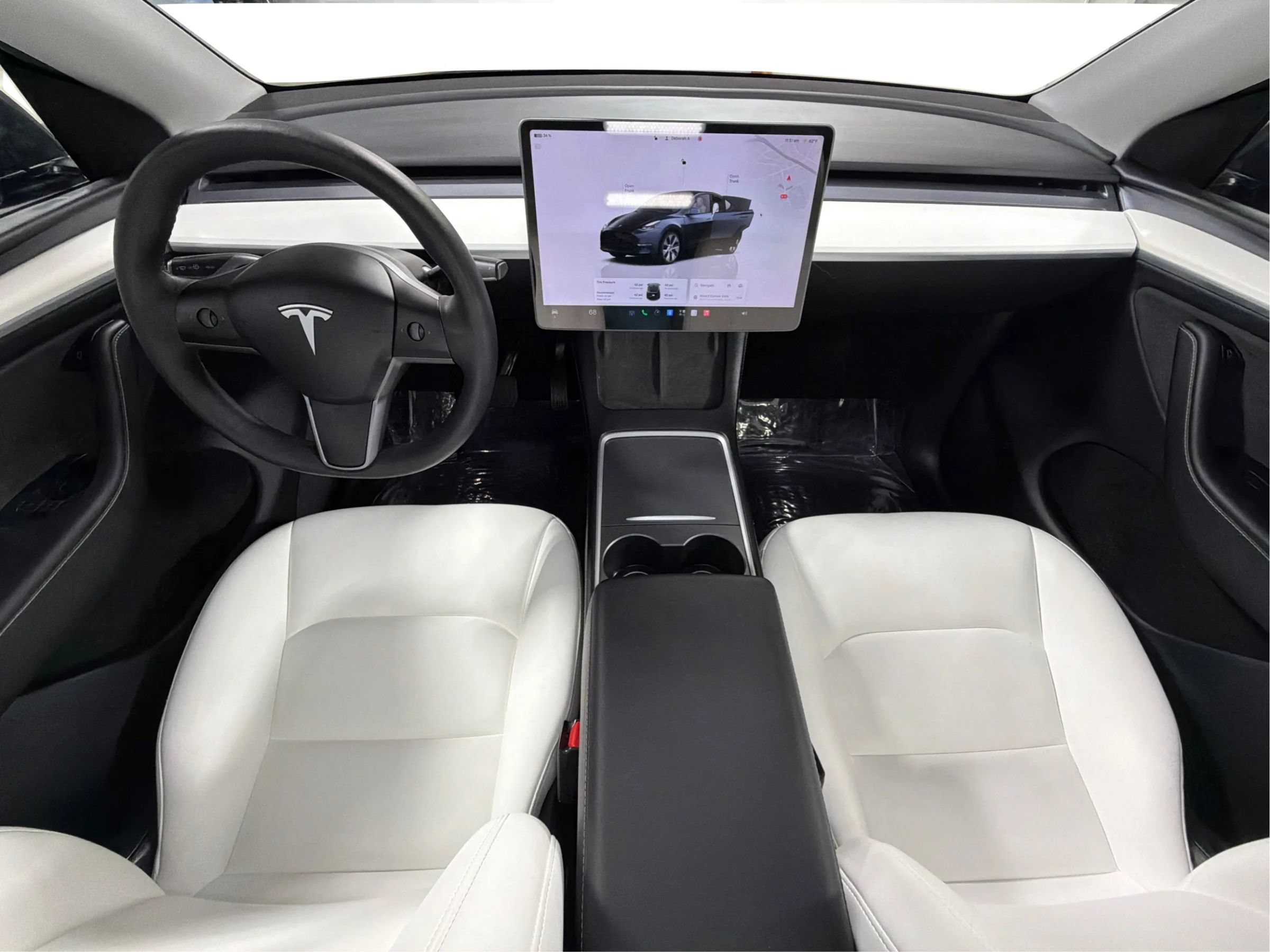 Used 2024 Tesla Model Y Long Range AWD/4WD image 26