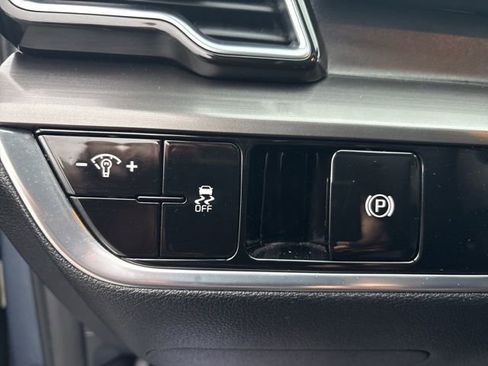 Used 2023 Kia Sportage EX image 26
