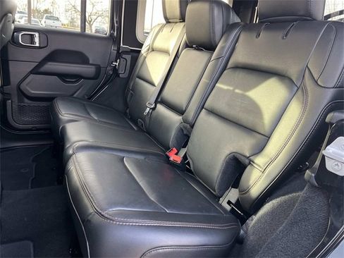 Used 2021 Jeep Wrangler Unlimited Rubicon image 21