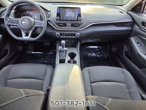 Certified 2025 Nissan Altima 2.5 SV FWD image 12