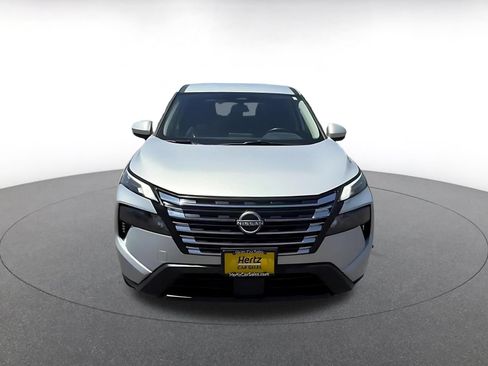 Used 2025 Nissan Rogue SV AWD/4WD image 4