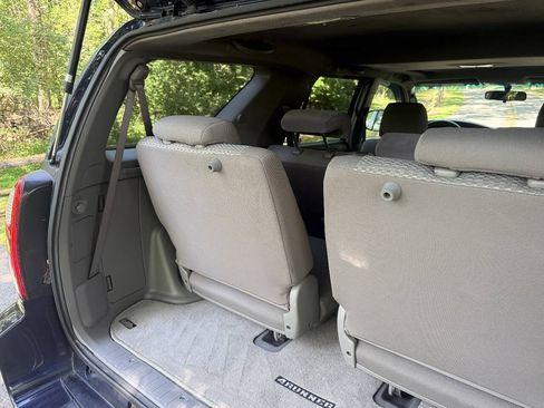 Used 2006 Toyota 4Runner SR5 AWD/4WD image 75