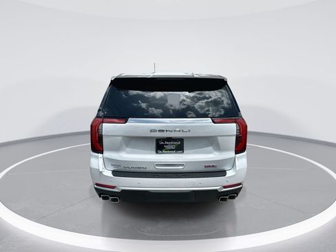 New 2026 GMC Yukon Denali w/ LPO, Floor Liner Package RWD image 7