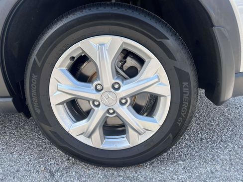 Certified 2024 Honda HR-V LX image 9