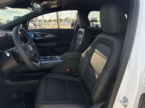 New 2026 Chevrolet Equinox EV LT AWD/4WD image 19