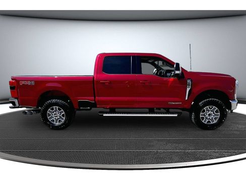 Used 2024 Ford F250 Lariat w/ FX4 Off-Road Package AWD/4WD image 14
