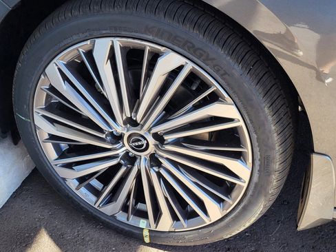 New 2025 Nissan Altima 2.5 SL image 8