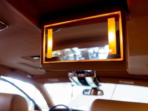 Used 2010 Rolls-Royce Phantom Sedan image 32