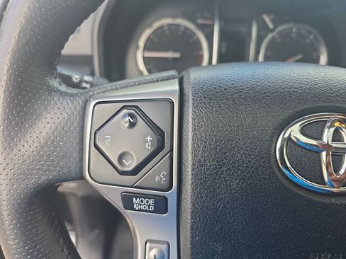 Used 2021 Toyota 4Runner Limited image 16