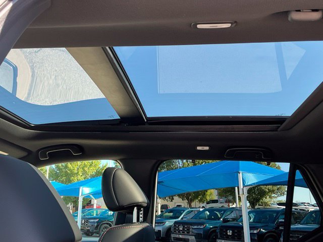 New 2026 Honda Pilot TrailSport image 12