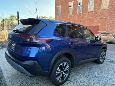 Used 2023 Nissan Rogue SV FWD image 8