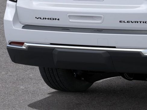 New 2026 GMC Yukon Elevation w/ Elevation Premium Package AWD/4WD image 14