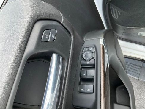 Used 2022 Chevrolet Silverado 1500 RST w/ Redline Edition image 8