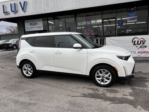 Used 2024 Kia Soul LX w/ Option Group 015 image 2