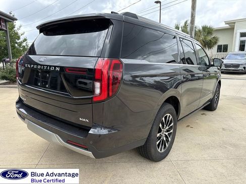 Used 2025 Ford Expedition Max Platinum AWD/4WD image 11