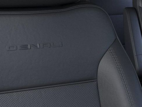 New 2026 GMC Yukon XL Denali w/ Advanced Technology Package RWD image 21