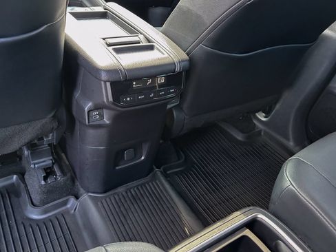 Used 2026 Toyota Grand Highlander AWD image 44