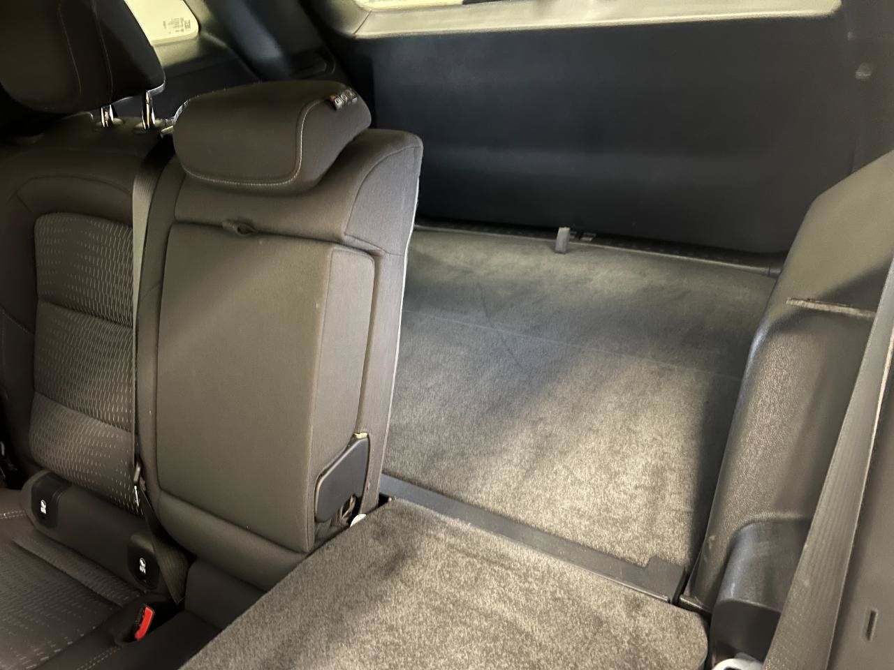 Used 2025 Chevrolet Equinox LT FWD image 32