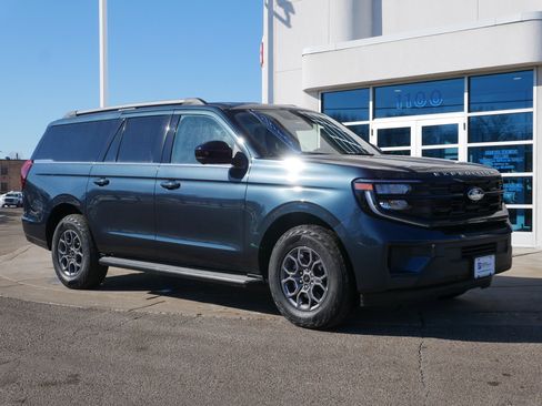 New 2025 Ford Expedition Max Active image 4