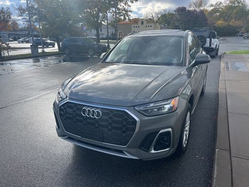 Used 2023 Audi Q5 2.0T Premium w/ Convenience Package image 46