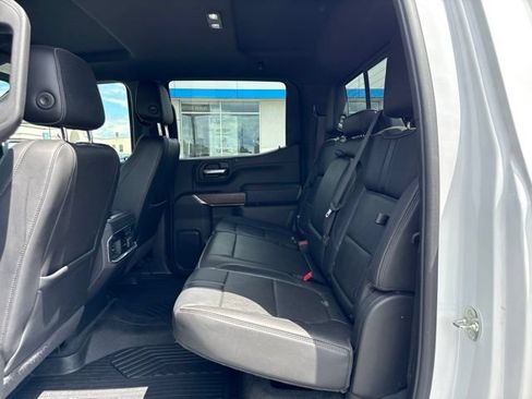 Used 2020 Chevrolet Silverado 1500 High Country w/ Technology Package AWD/4WD image 11