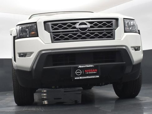 New 2024 Nissan Frontier SV w/ SV Convenience Package image 30
