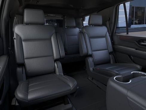 New 2026 GMC Yukon Denali w/ Advanced Technology Package AWD/4WD image 17