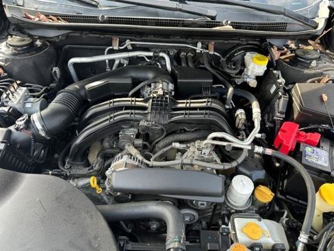 Used 2020 Subaru Outback Touring image 10