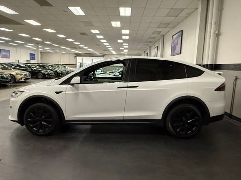 Used 2022 Tesla Model X Plaid AWD/4WD image 7