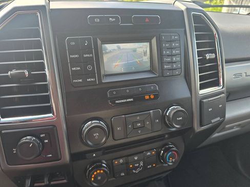 Used 2017 Ford F250 XLT w/ XLT Value Package RWD image 27