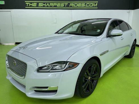 Used 2018 Jaguar XJ L Portfolio image 5
