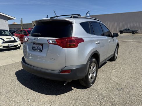 Used 2015 Toyota RAV4 XLE image 4