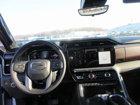New 2026 GMC Sierra 2500 Denali Ultimate image 18