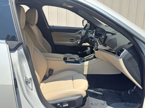 Used 2023 BMW i4 eDrive35 RWD image 15